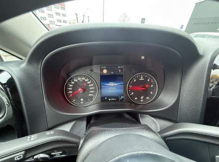 Mercedes-Benz - Vito