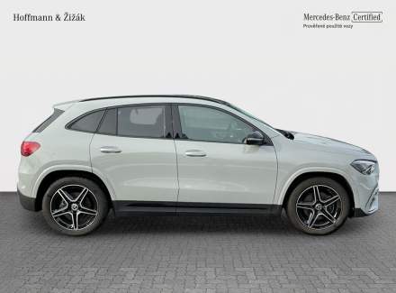 Mercedes-Benz - GLA