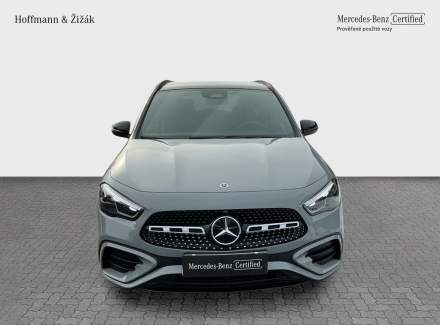 Mercedes-Benz - GLA