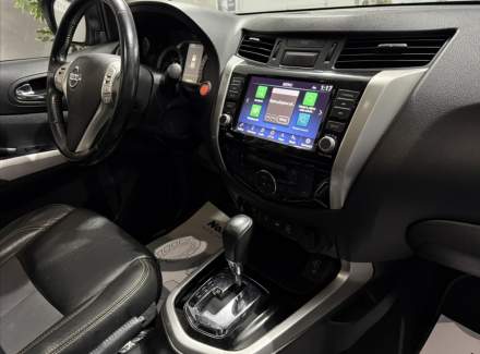 Nissan - Navara