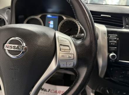 Nissan - Navara