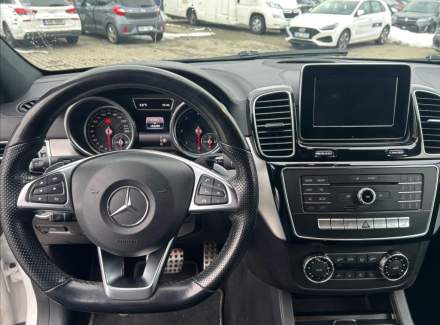 Mercedes-Benz - GLE