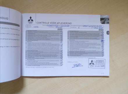 Mitsubishi - Outlander