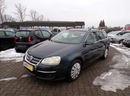 Volkswagen - Golf