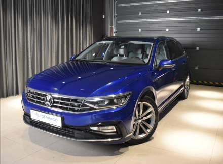 Volkswagen - Passat