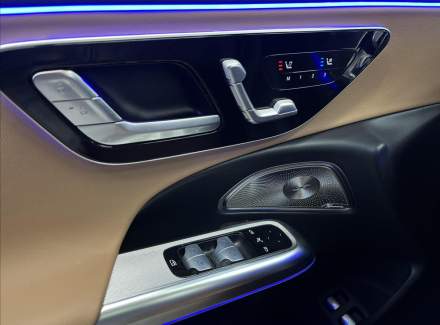 Mercedes-Benz - E-class