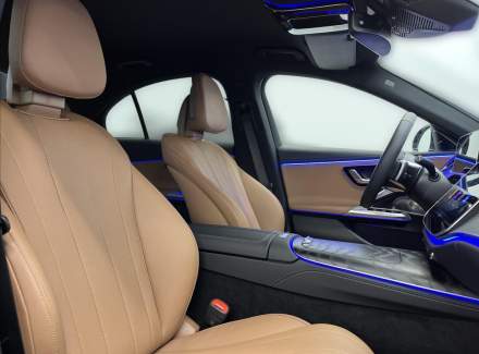 Mercedes-Benz - E-class