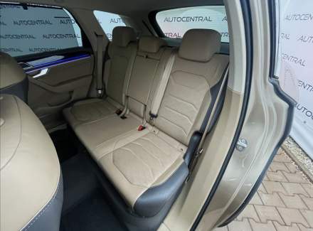 Volkswagen - Touareg