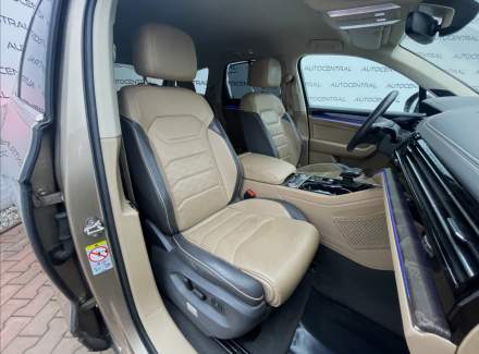 Volkswagen - Touareg