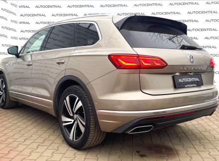 Volkswagen - Touareg