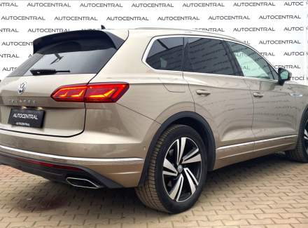 Volkswagen - Touareg