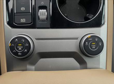 Volkswagen - Touareg