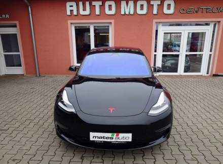 Tesla - Model 3