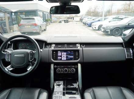 Land Rover - Range Rover