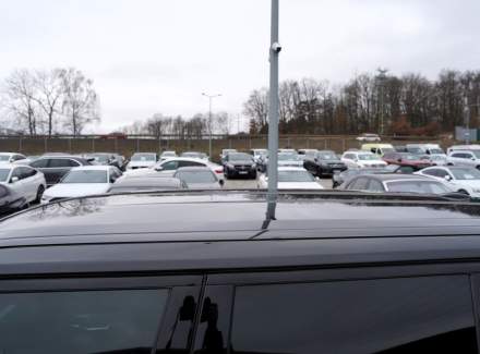 Land Rover - Range Rover