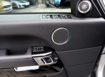 Land Rover - Range Rover