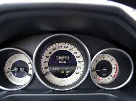 Mercedes-Benz - E-class