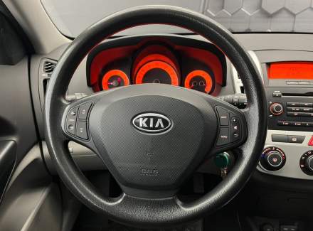 Kia - Cee'd