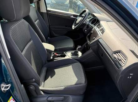Volkswagen - Tiguan 2.0 TDI (150 Hp) 4MOTION DSG