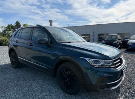 Volkswagen - Tiguan 2.0 TDI (150 Hp) 4MOTION DSG