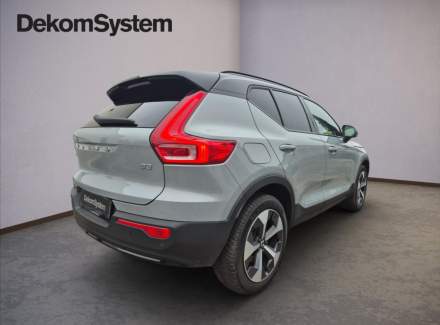 Volvo - XC40