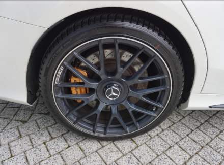 Mercedes-Benz - C-class