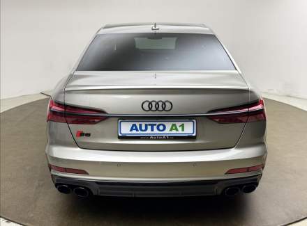 Audi - S6