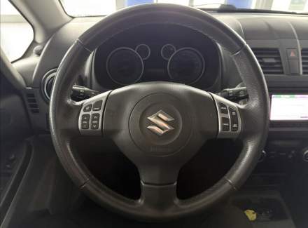 Suzuki - SX4