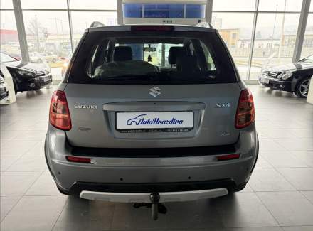 Suzuki - SX4