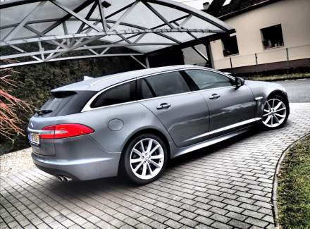 Jaguar - XF
