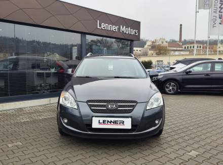 Kia - Cee'd