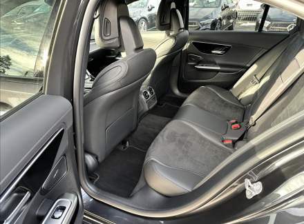 Mercedes-Benz - C-class