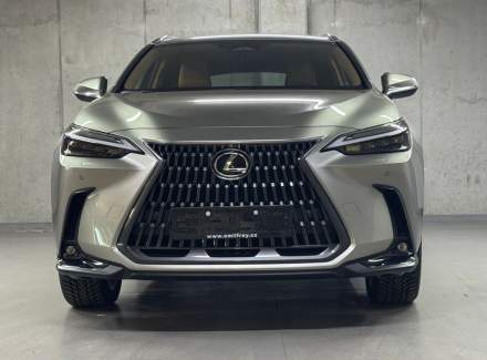 Lexus - NX
