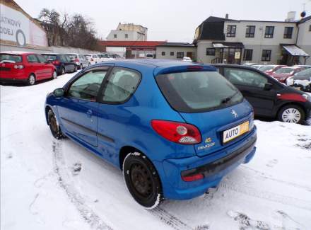 Peugeot - 206