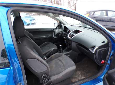 Peugeot - 206