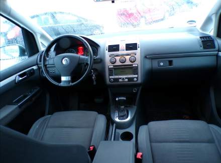 Volkswagen - Touran