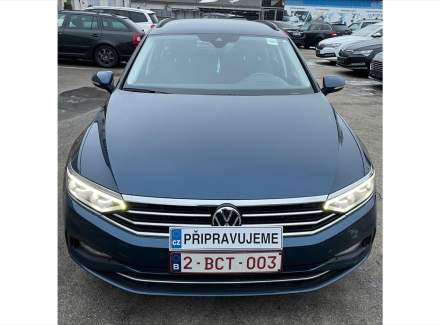 Volkswagen - Passat