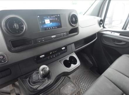 Mercedes-Benz - Sprinter