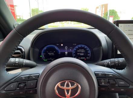 Toyota - Yaris Cross