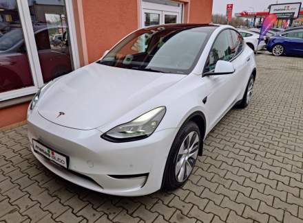 Tesla - Model Y