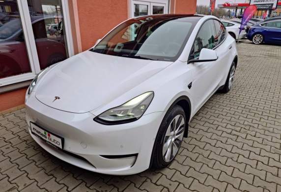 Tesla - Model Y