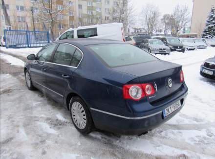 Volkswagen - Passat