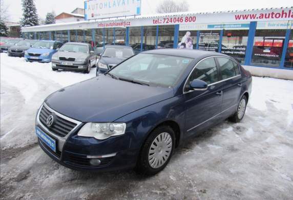 Volkswagen - Passat