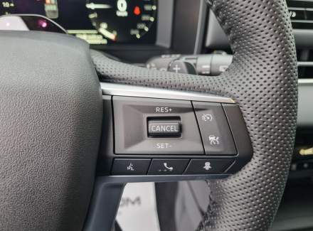 Mitsubishi - Outlander