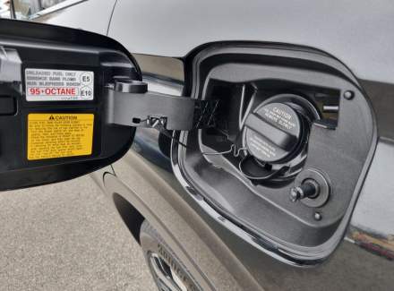 Mitsubishi - Outlander