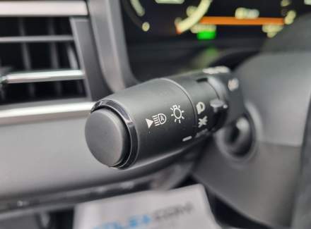 Mitsubishi - Outlander