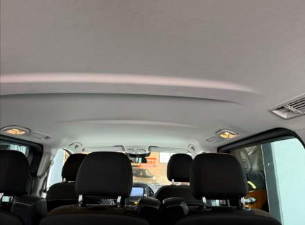 Mercedes-Benz - Vito