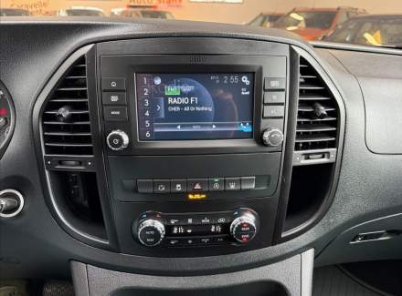 Mercedes-Benz - Vito