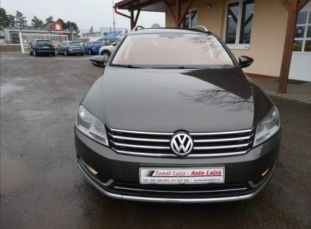 Volkswagen - Passat