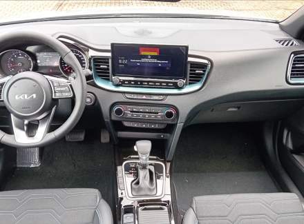 Kia - XCeed